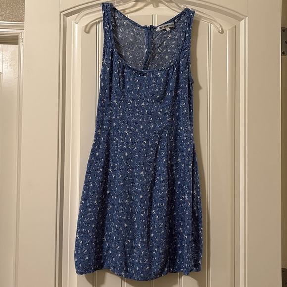 Reformation Noha Dress Eve - Picture 1 of 9